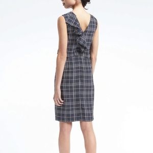 🆕NWT BANANA REPUBLIC plaid tiered Sheath Dress